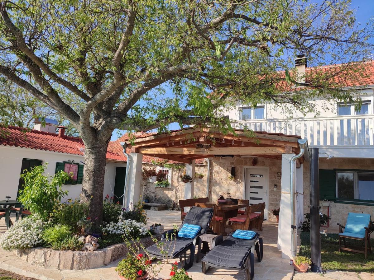 Bristane House Kuna מראה חיצוני תמונה