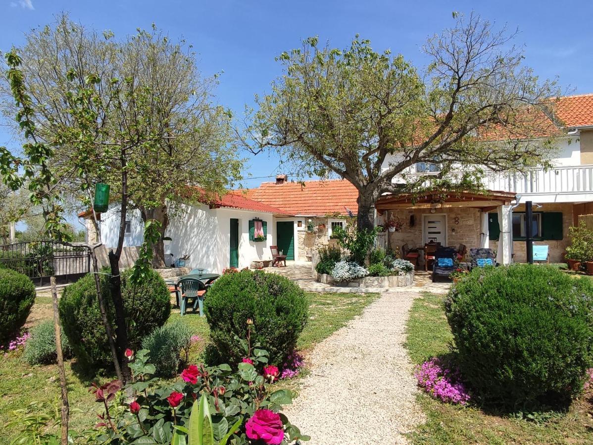 Bristane House Kuna מראה חיצוני תמונה